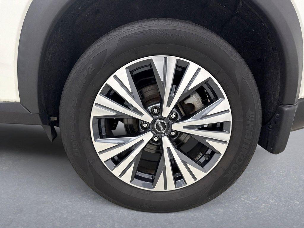 used 2022 Nissan Rogue car, priced at $22,598