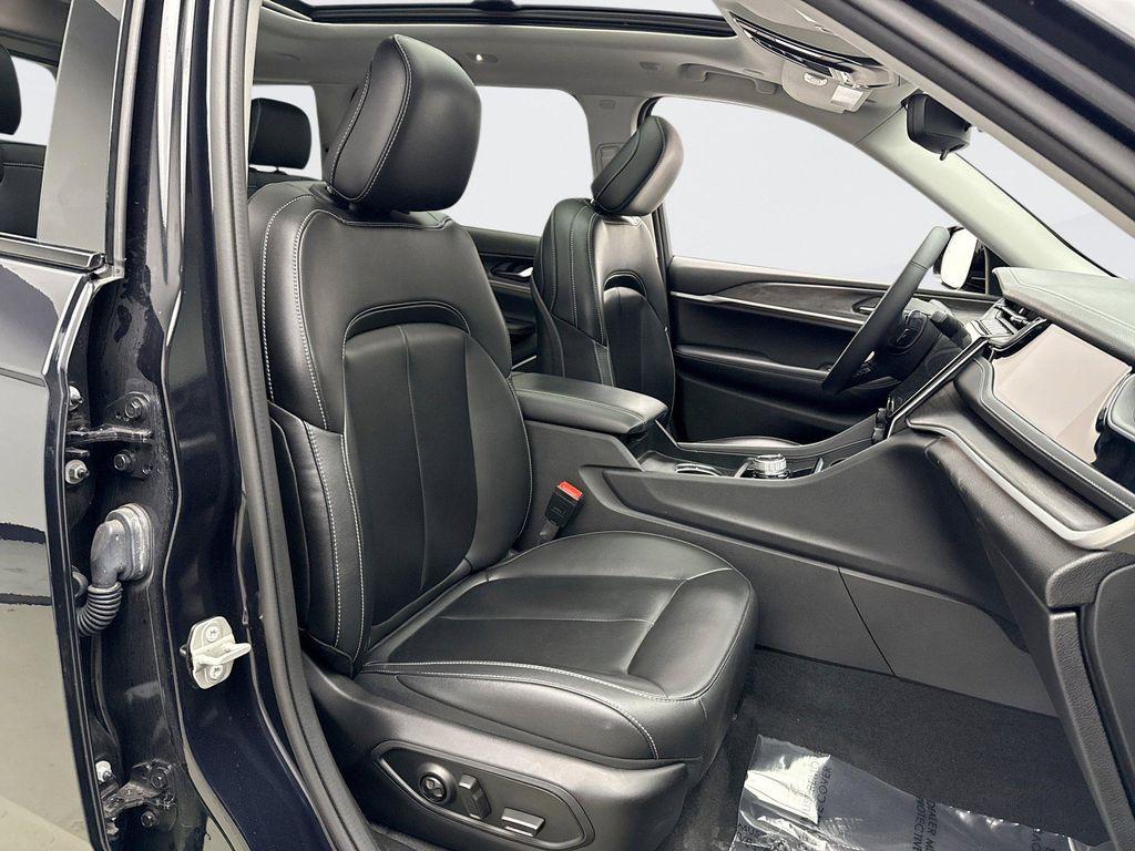 used 2023 Jeep Grand Cherokee 4xe car, priced at $30,398