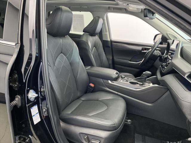 used 2022 Toyota Highlander car, priced at $43,298