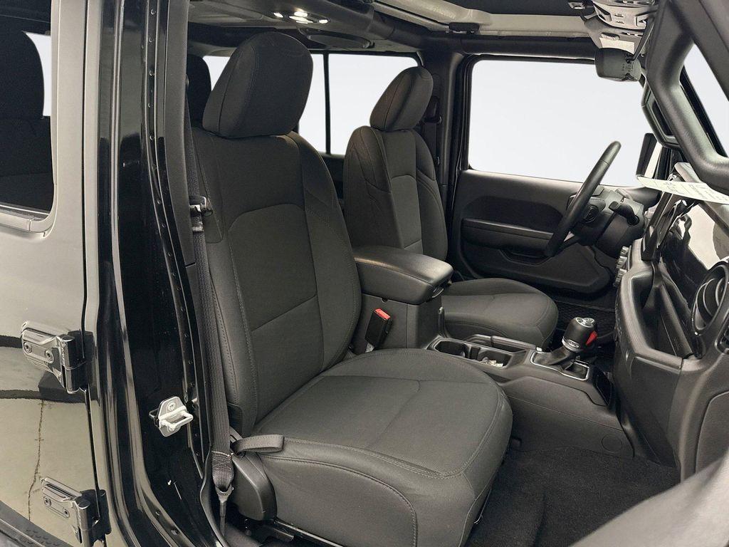 used 2021 Jeep Wrangler Unlimited car, priced at $34,399