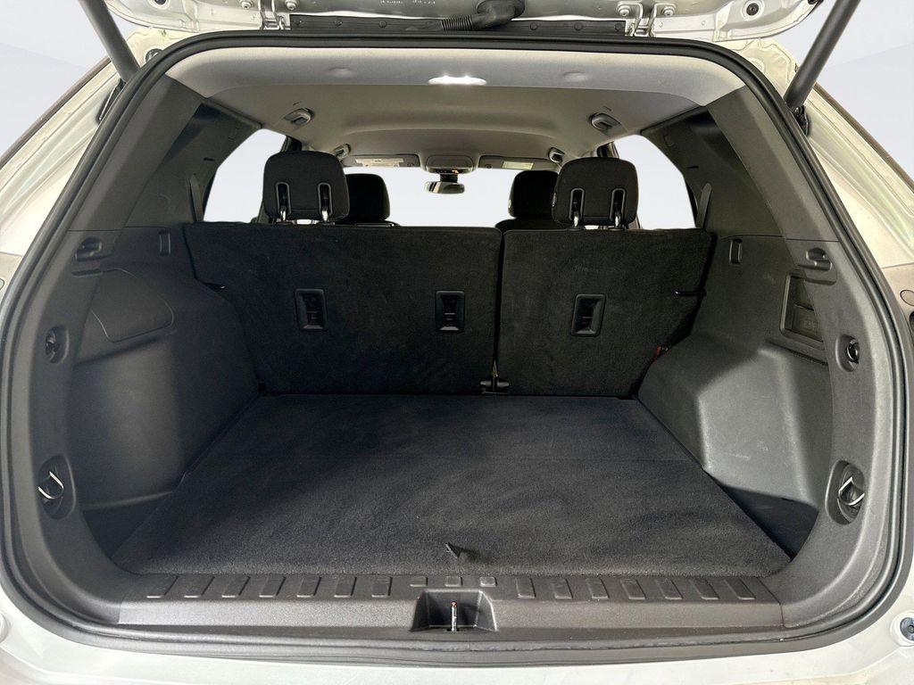 used 2020 Chevrolet Equinox car, priced at $17,148