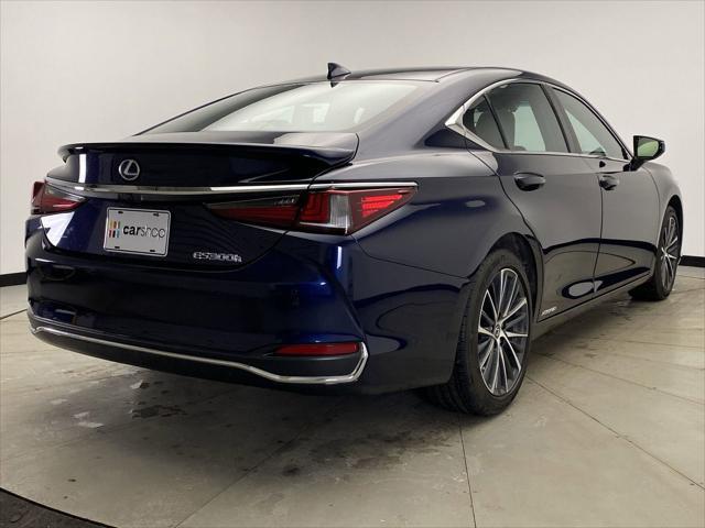 used 2022 Lexus ES 300h car, priced at $39,499