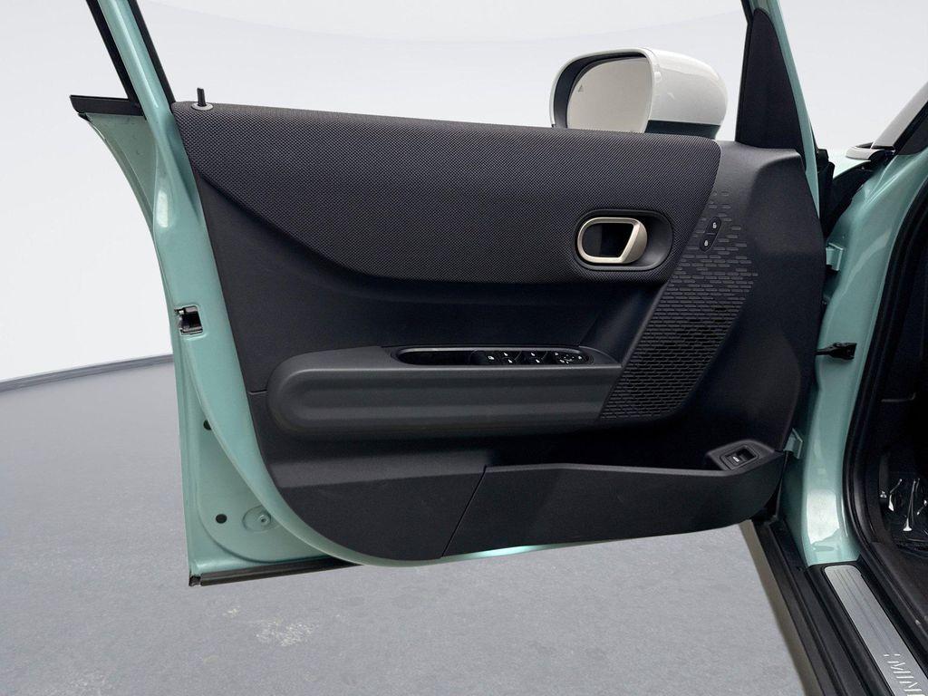 used 2025 MINI Hardtop car, priced at $33,999