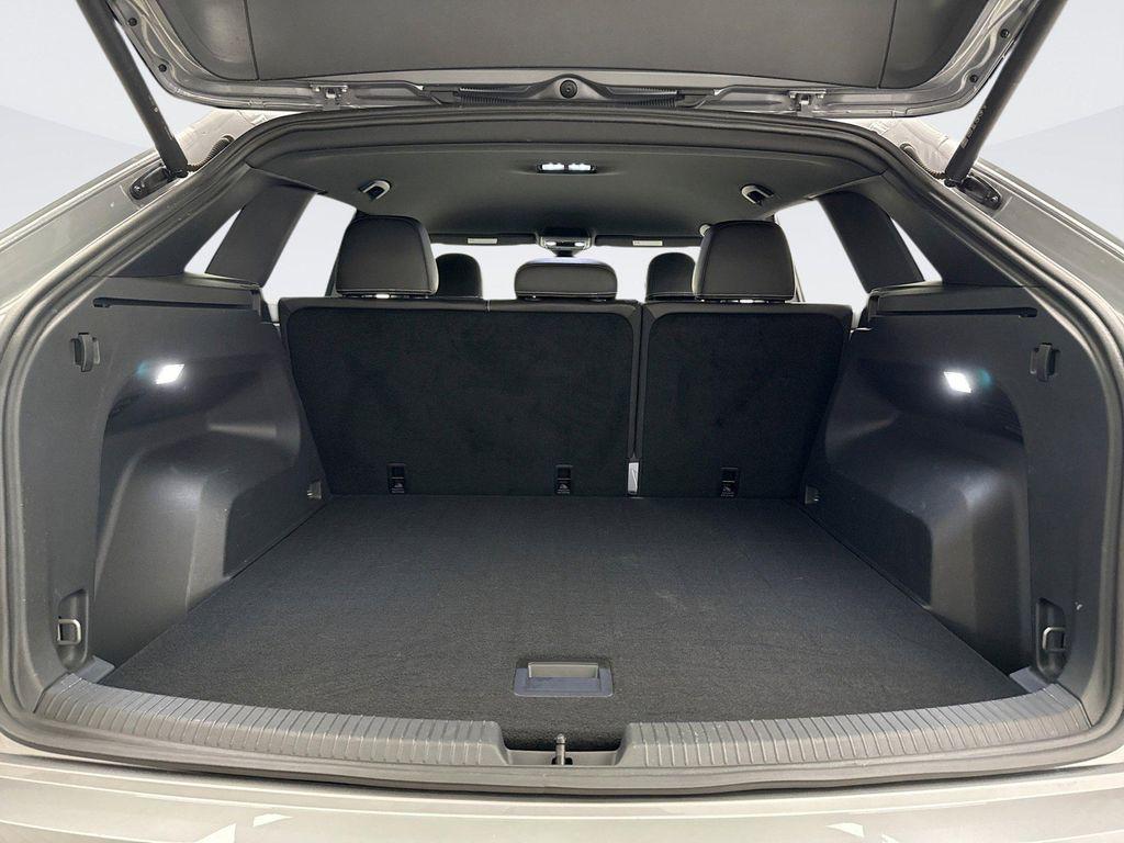 used 2024 Volkswagen Atlas Cross Sport car, priced at $33,400