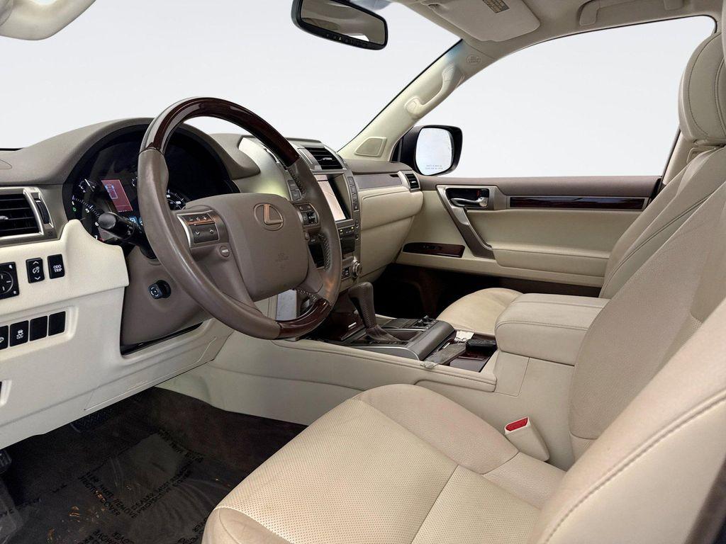 used 2019 Lexus GX 460 car, priced at $36,949