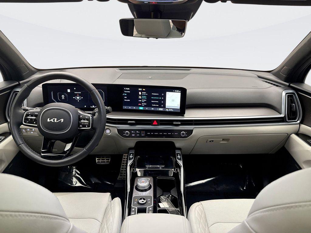 used 2025 Kia Sorento Plug-In Hybrid car, priced at $45,500