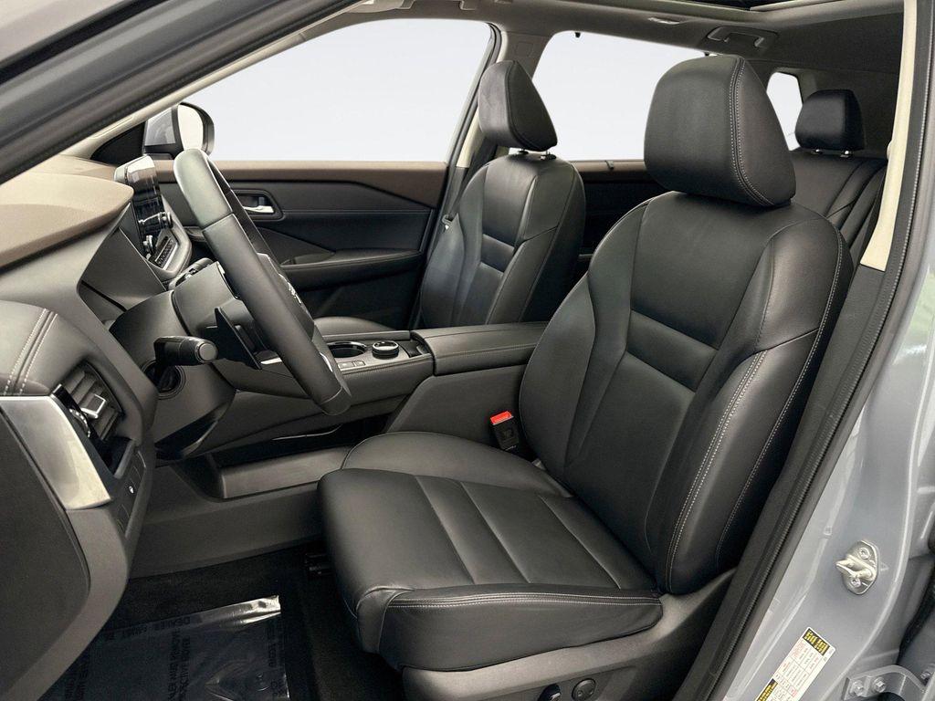 used 2023 Nissan Rogue car, priced at $26,999