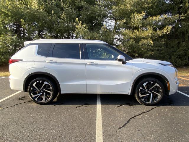 used 2022 Mitsubishi Outlander car, priced at $25,299