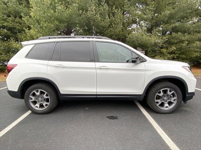 used 2022 Honda Passport car, priced at $31,399