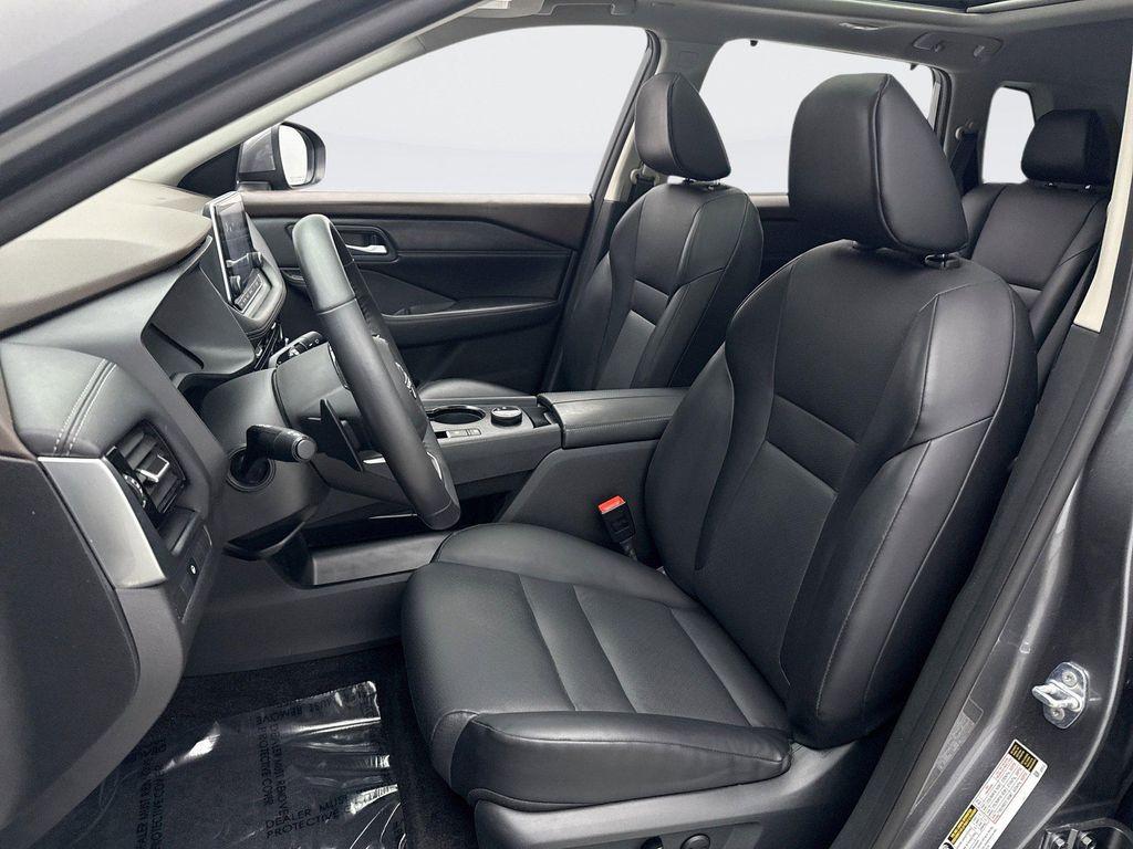 used 2023 Nissan Rogue car, priced at $25,599
