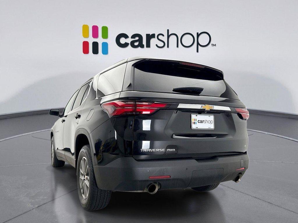 used 2023 Chevrolet Traverse car, priced at $31,399