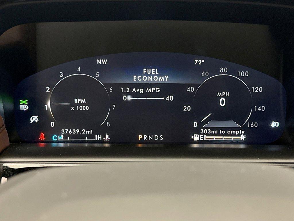 used 2022 Lincoln Nautilus car, priced at $35,098