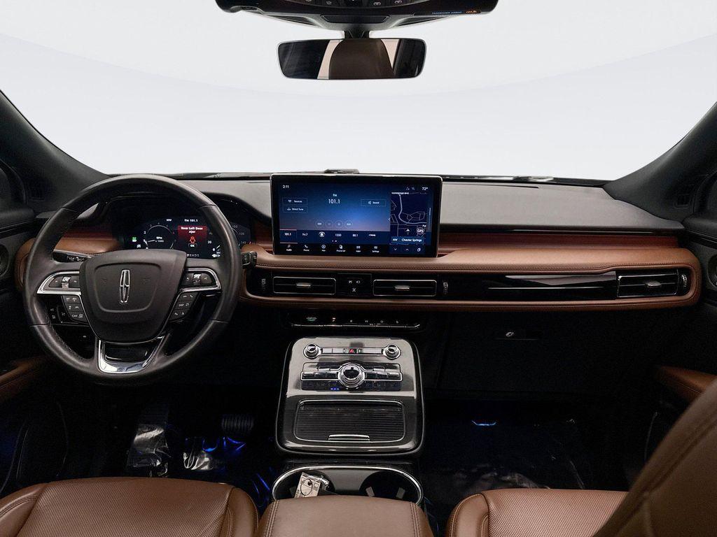 used 2022 Lincoln Nautilus car, priced at $35,098