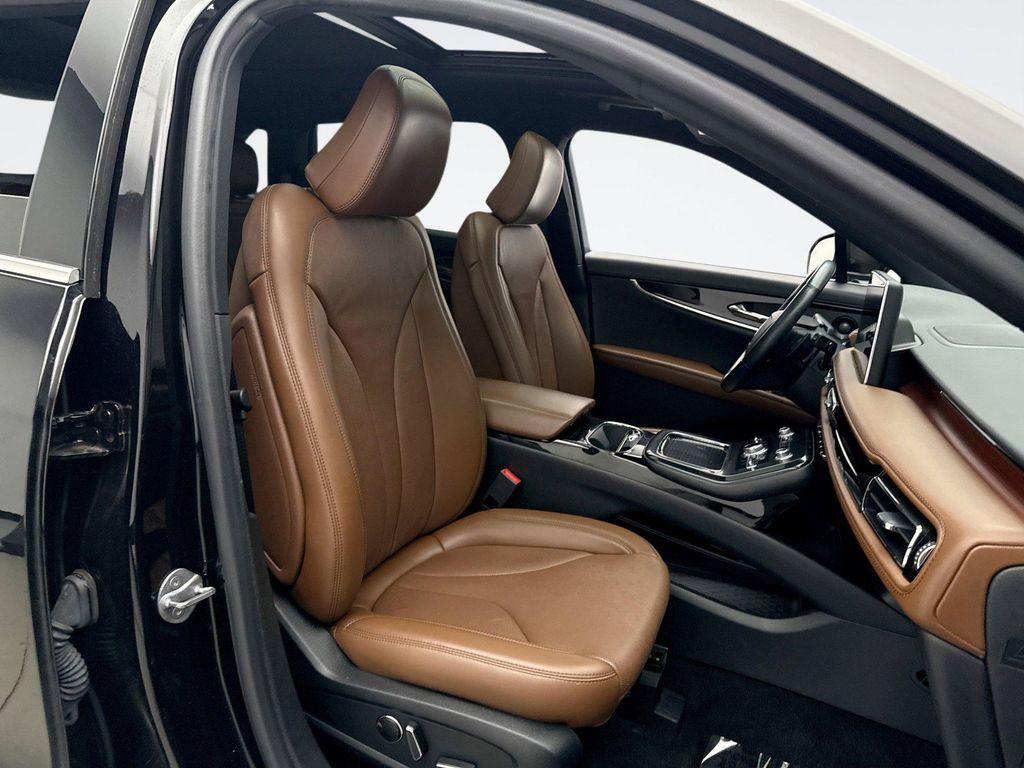 used 2022 Lincoln Nautilus car, priced at $35,098