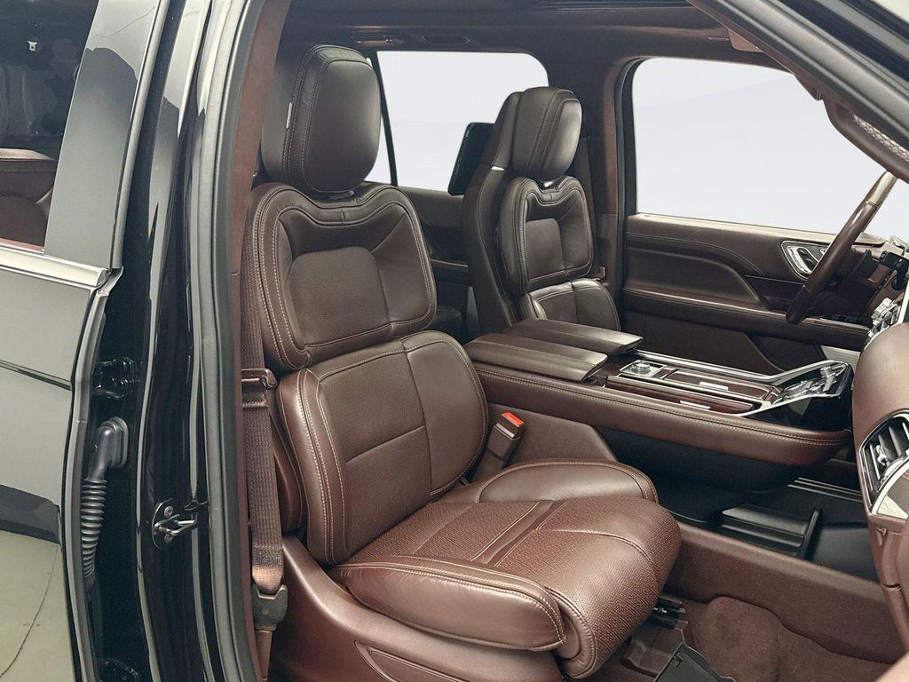 used 2021 Lincoln Navigator car, priced at $54,798