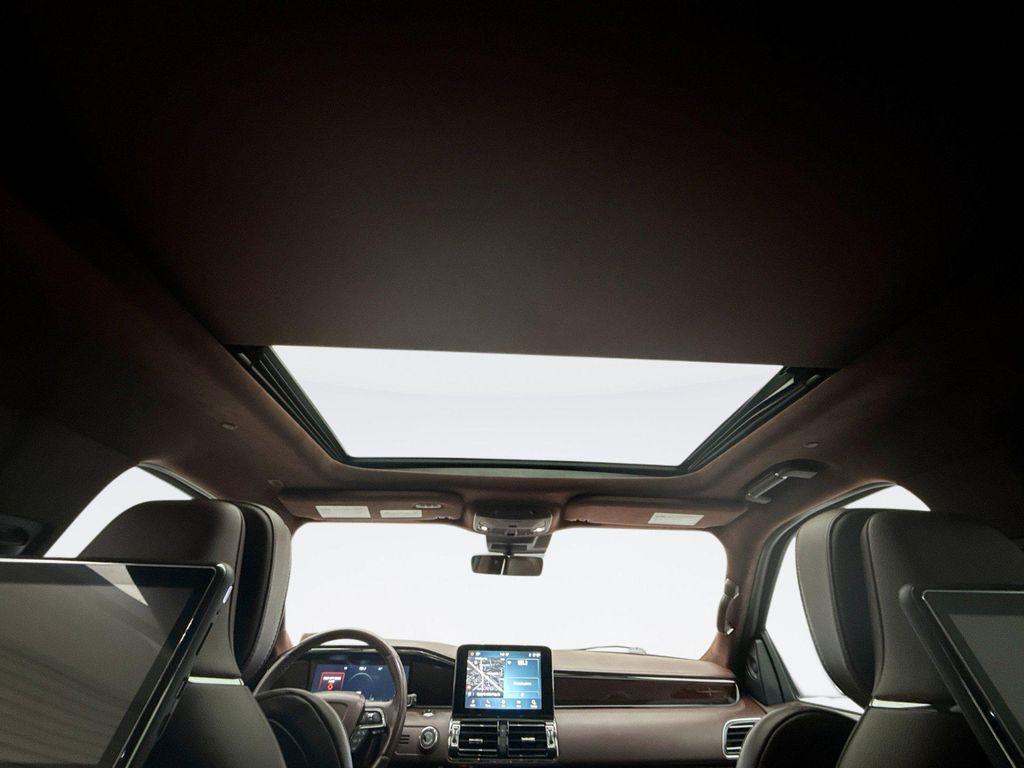 used 2021 Lincoln Navigator car, priced at $54,798