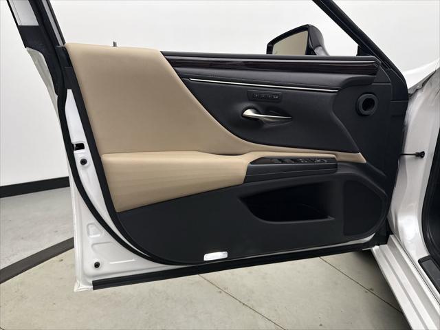 used 2020 Lexus ES 350 car, priced at $34,749