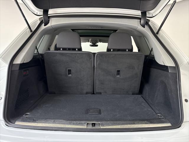 used 2023 Audi Q7 car, priced at $41,498