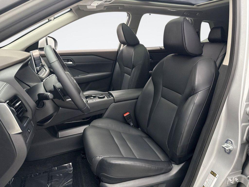 used 2023 Nissan Rogue car, priced at $25,598