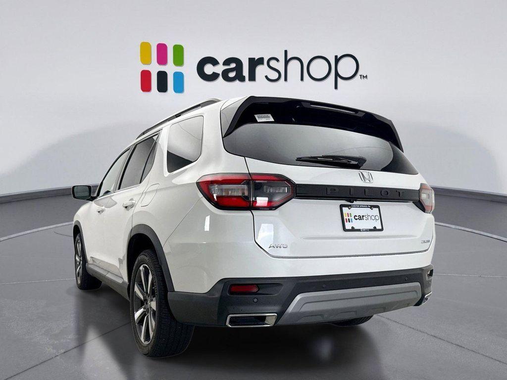 used 2023 Honda Pilot car, priced at $39,899