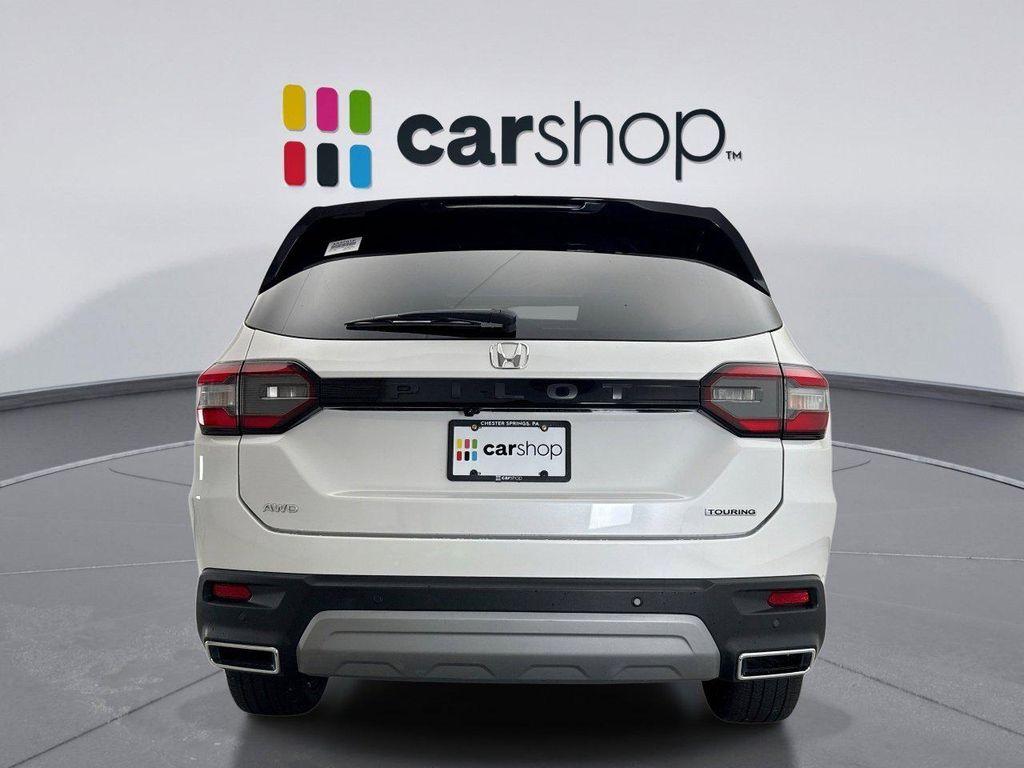 used 2023 Honda Pilot car, priced at $39,899