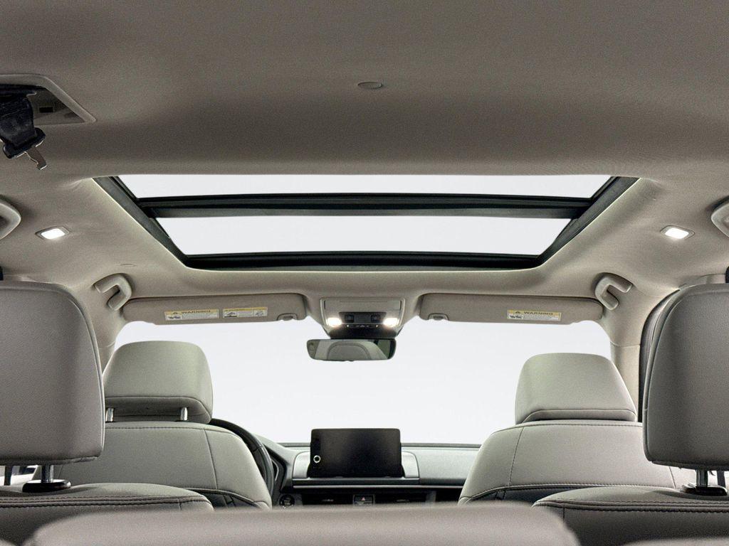 used 2023 Honda Pilot car, priced at $39,899