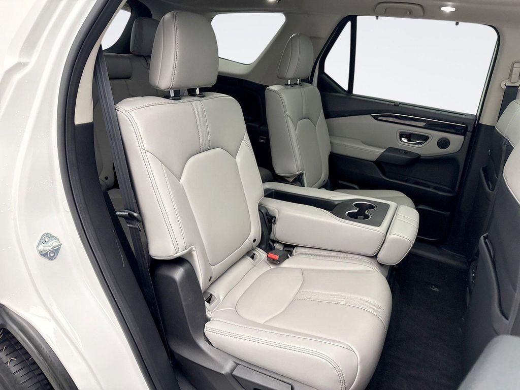 used 2023 Honda Pilot car, priced at $39,899