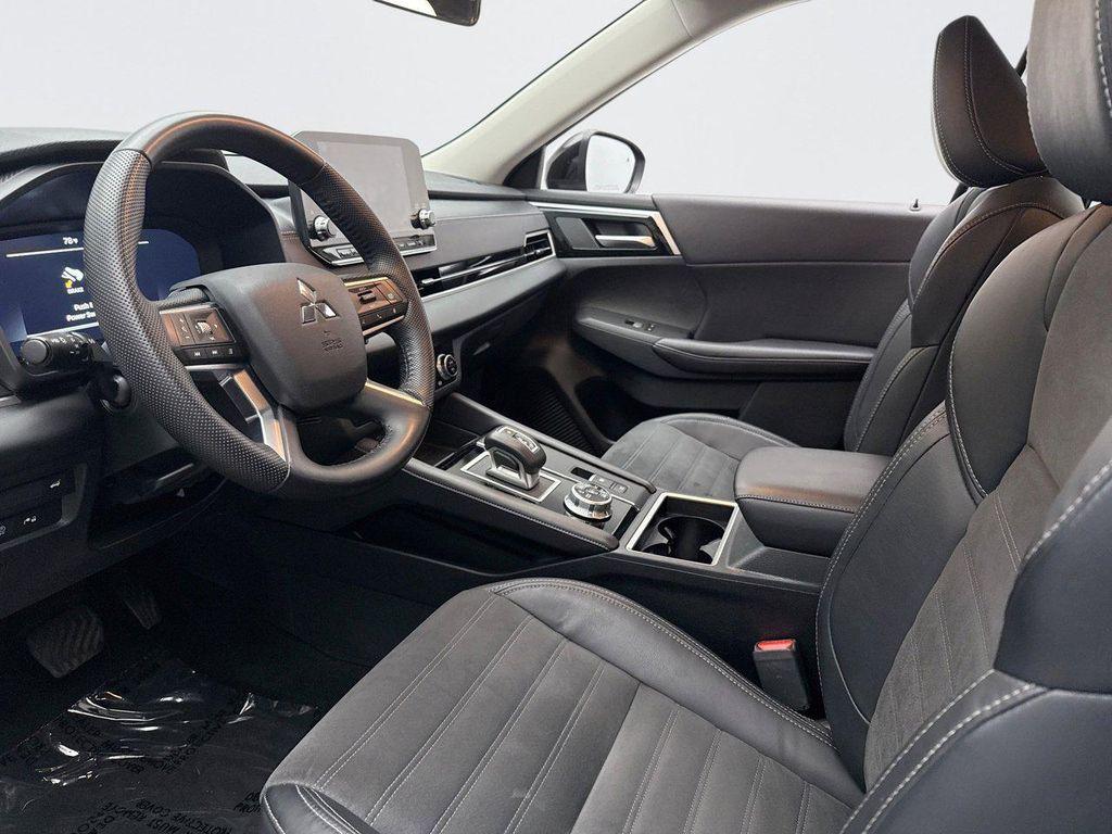 used 2023 Mitsubishi Outlander PHEV car, priced at $26,896