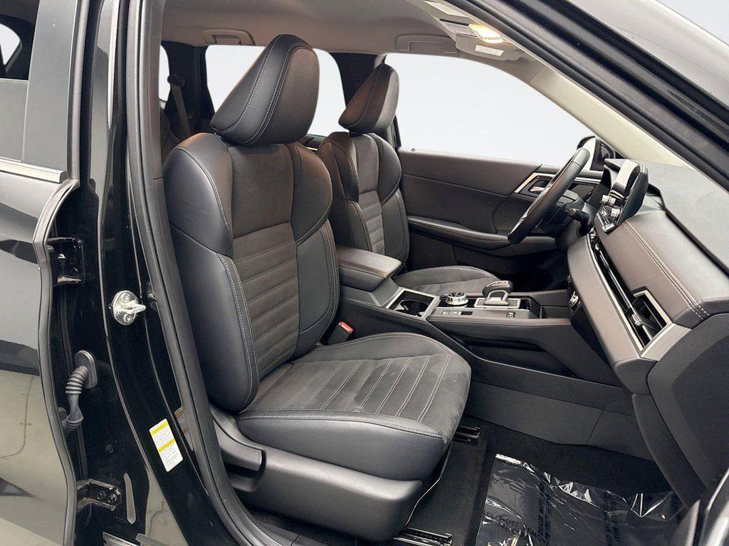 used 2023 Mitsubishi Outlander PHEV car, priced at $26,896