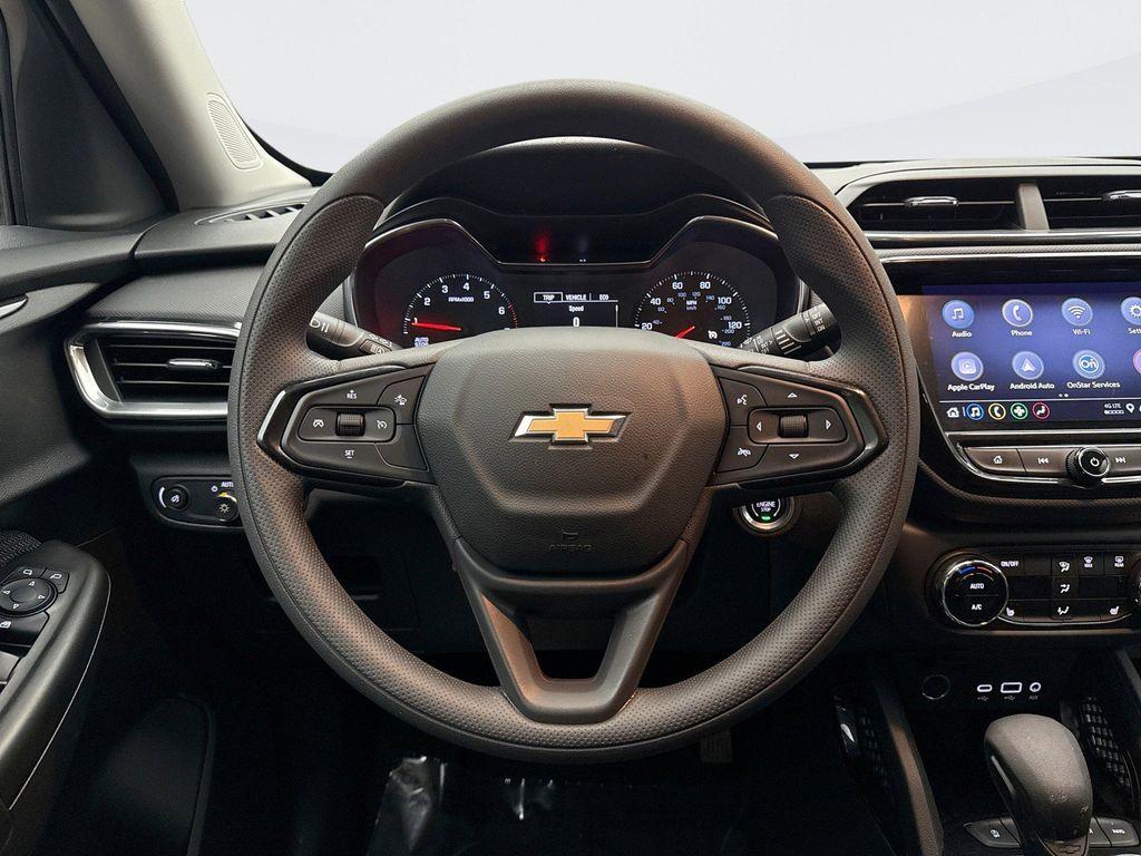 used 2023 Chevrolet TrailBlazer car, priced at $22,299
