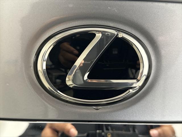 used 2022 Lexus ES 350 car, priced at $38,299