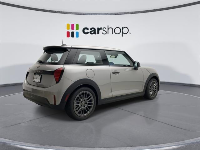 used 2025 MINI Hardtop car, priced at $32,197