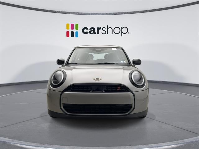 used 2025 MINI Hardtop car, priced at $32,197