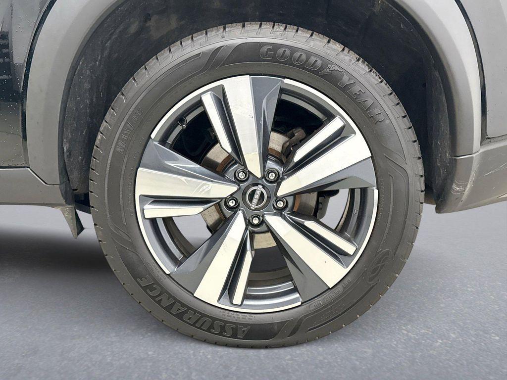 used 2023 Nissan Rogue car, priced at $27,200