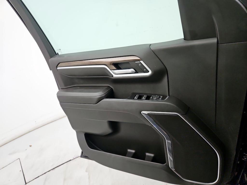 used 2022 Chevrolet Silverado 1500 car, priced at $35,998