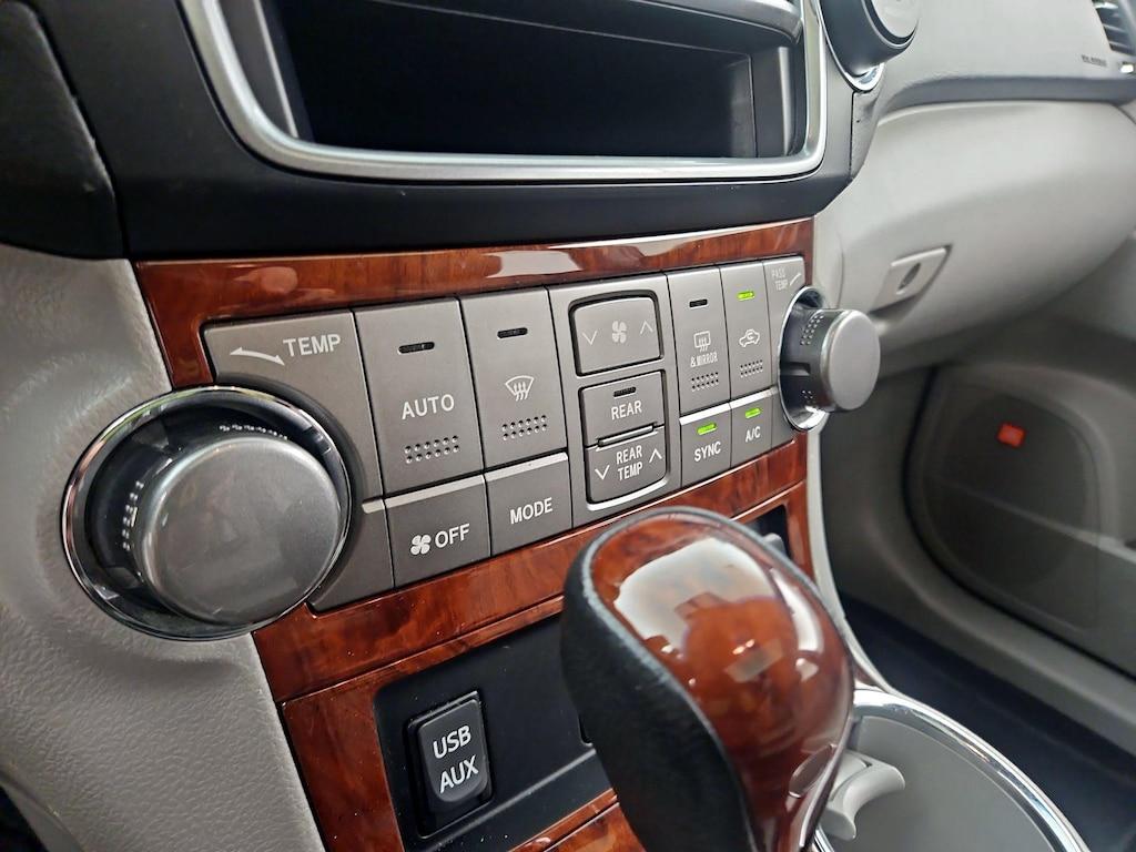 used 2013 Toyota Highlander car, priced at $18,998