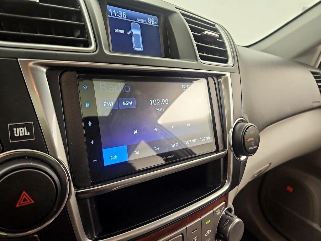 used 2013 Toyota Highlander car, priced at $18,998