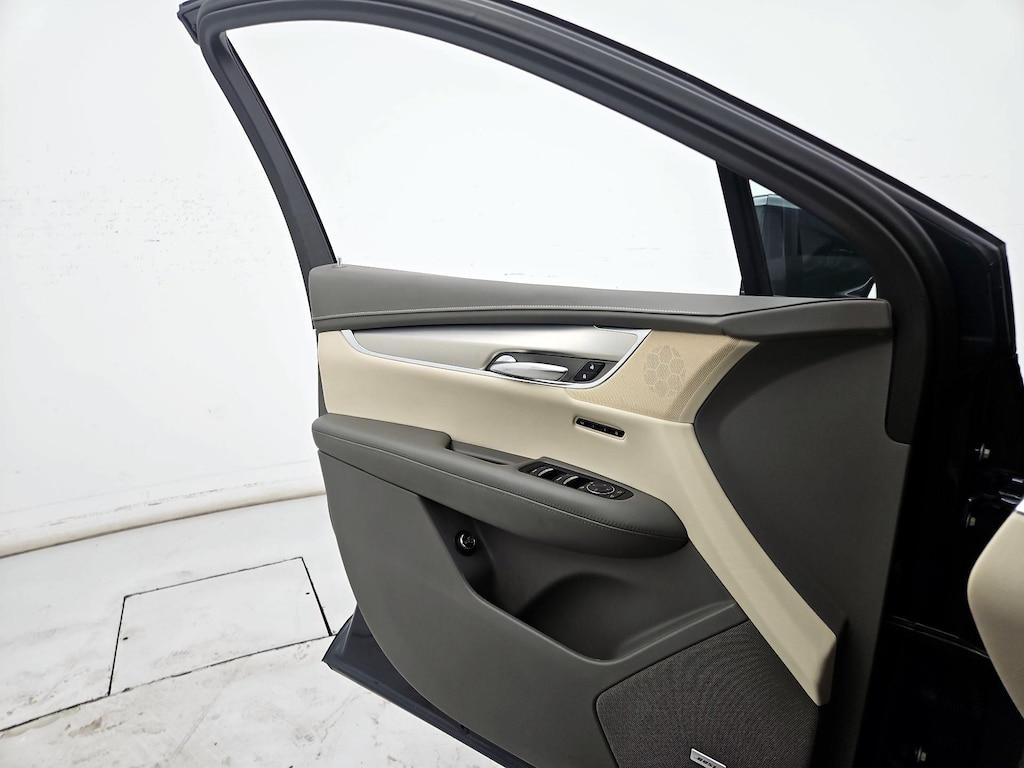 used 2019 Cadillac XT5 car, priced at $22,998