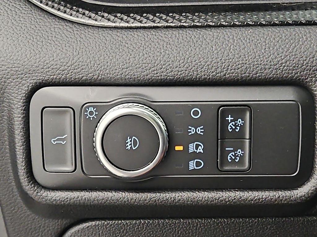 used 2021 Ford Explorer car, priced at $39,998