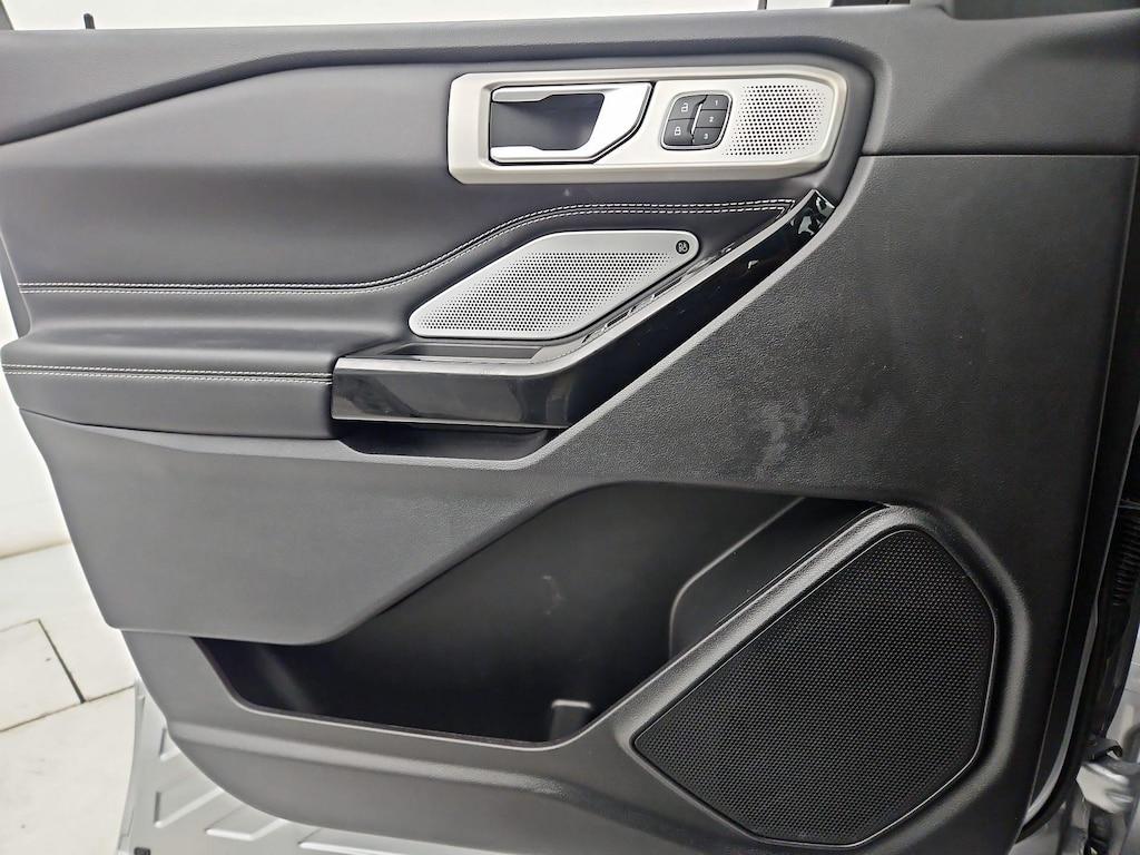 used 2021 Ford Explorer car, priced at $39,998