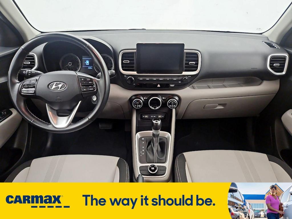 used 2022 Hyundai Venue car, priced at $18,998