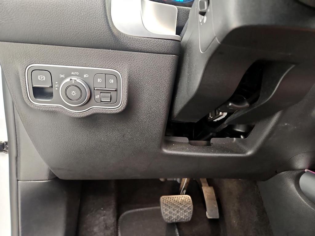 used 2022 Mercedes-Benz GLB 250 car, priced at $33,998