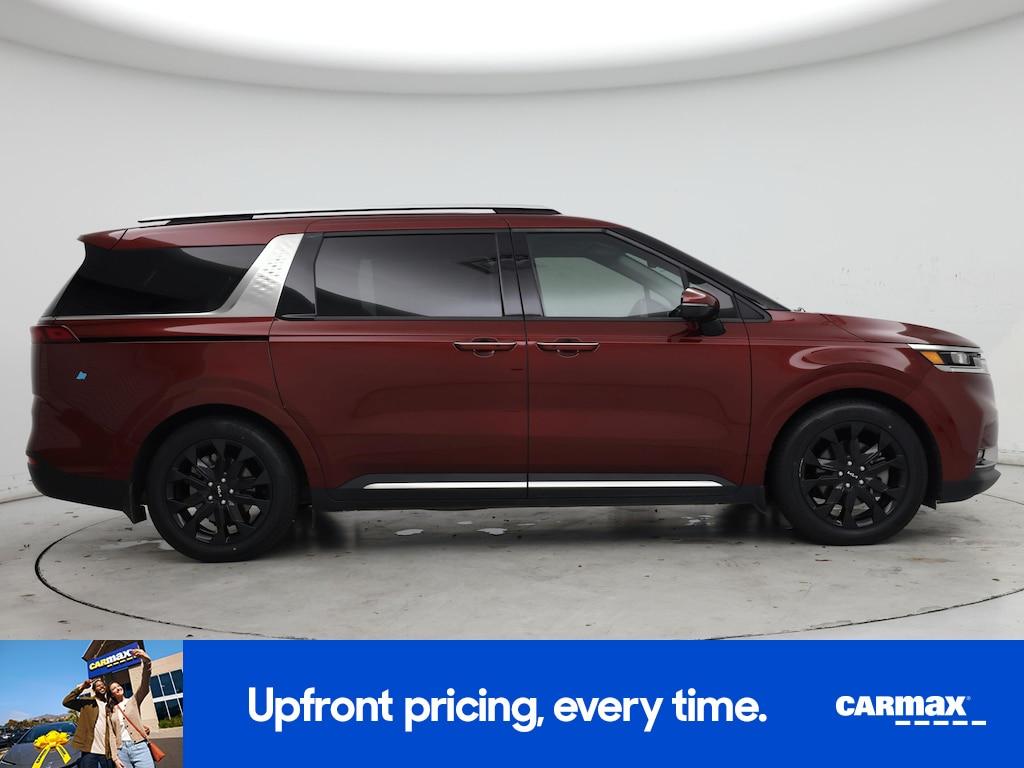 used 2024 Kia Carnival car, priced at $41,998