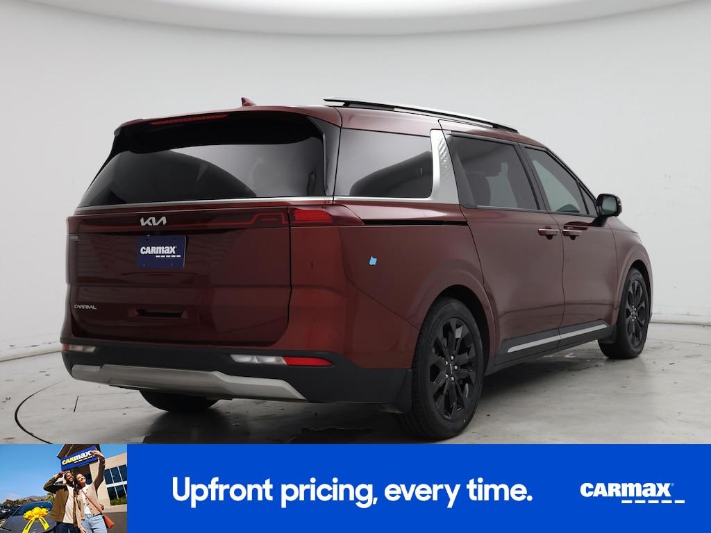 used 2024 Kia Carnival car, priced at $41,998