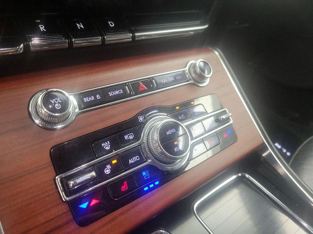 used 2021 Lincoln Aviator car, priced at $36,998