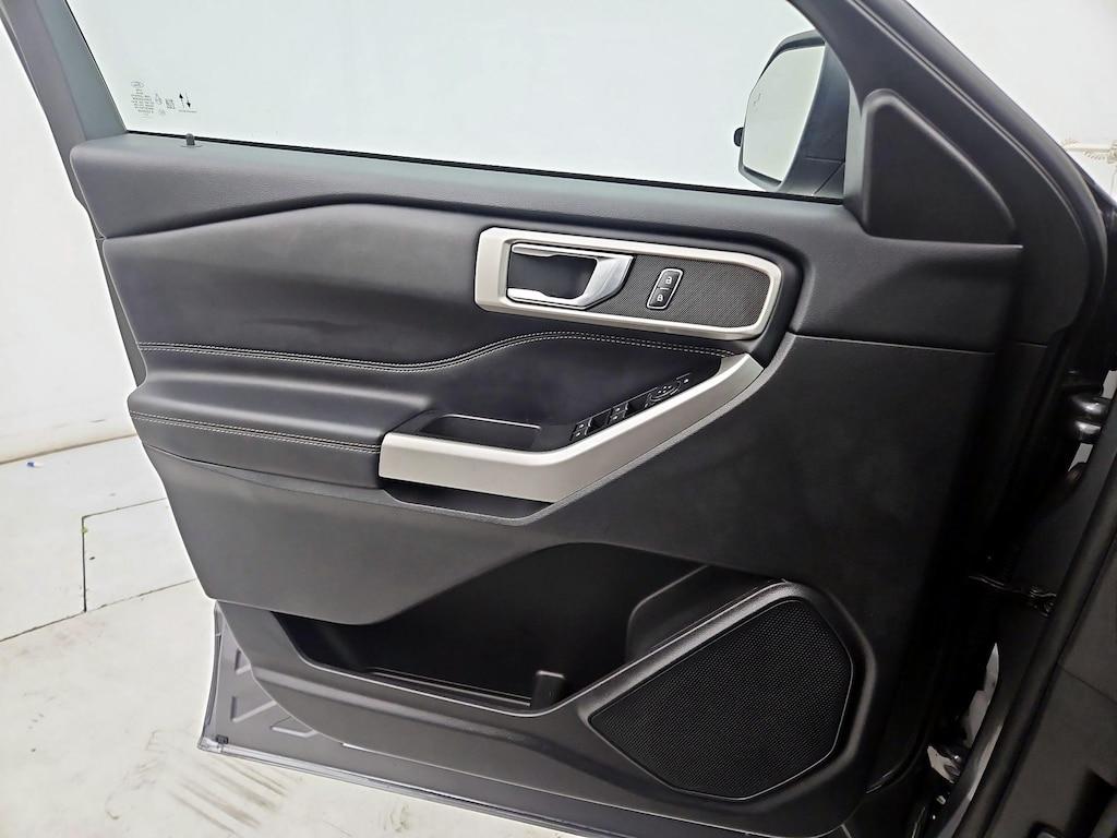 used 2022 Ford Explorer car, priced at $31,998