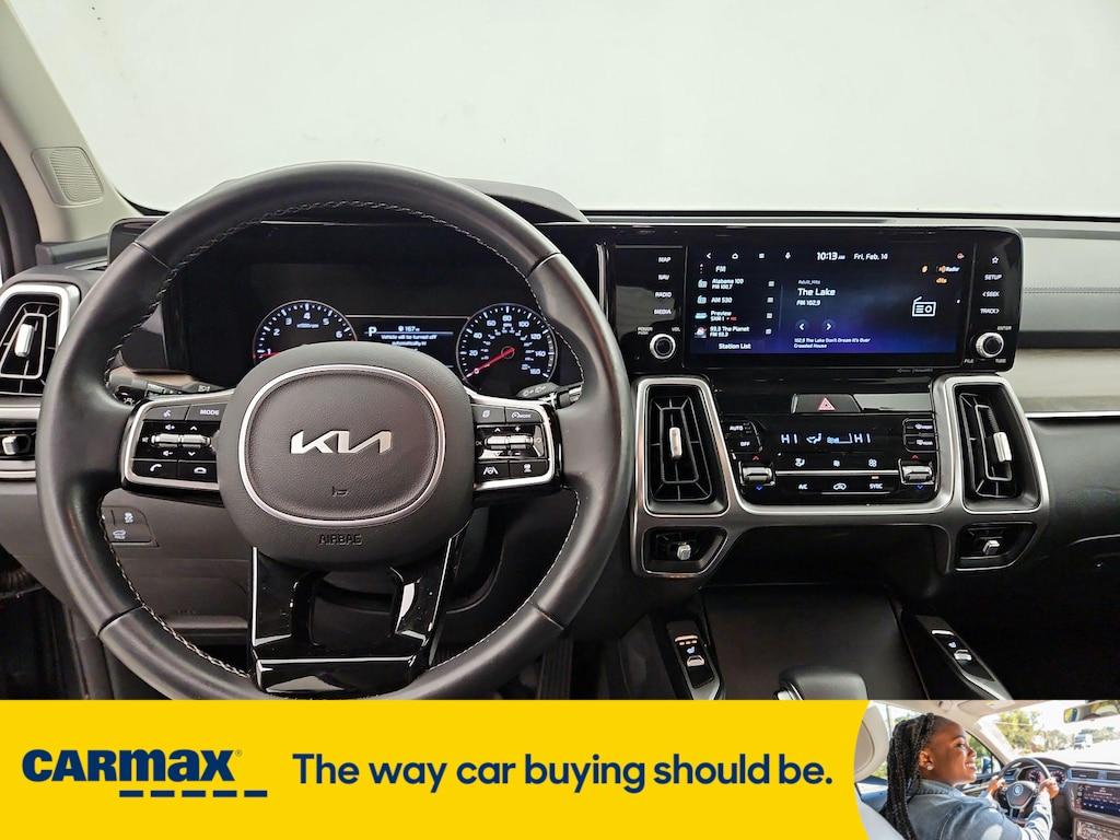 used 2023 Kia Sorento car, priced at $31,998