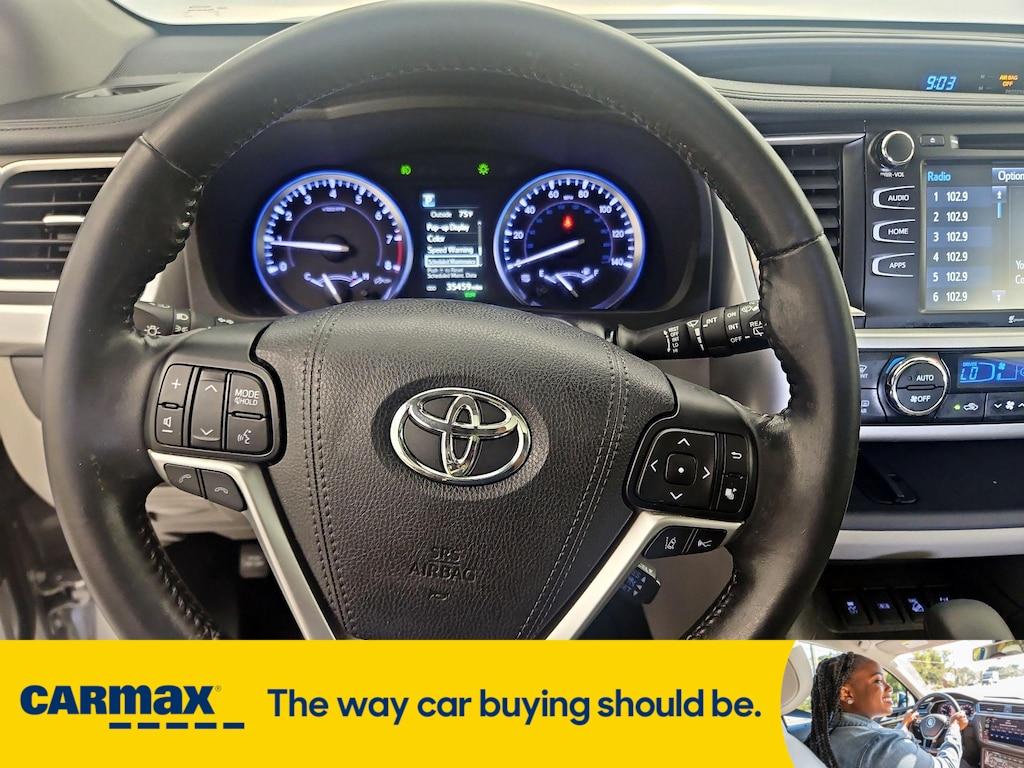 used 2018 Toyota Highlander car, priced at $31,998