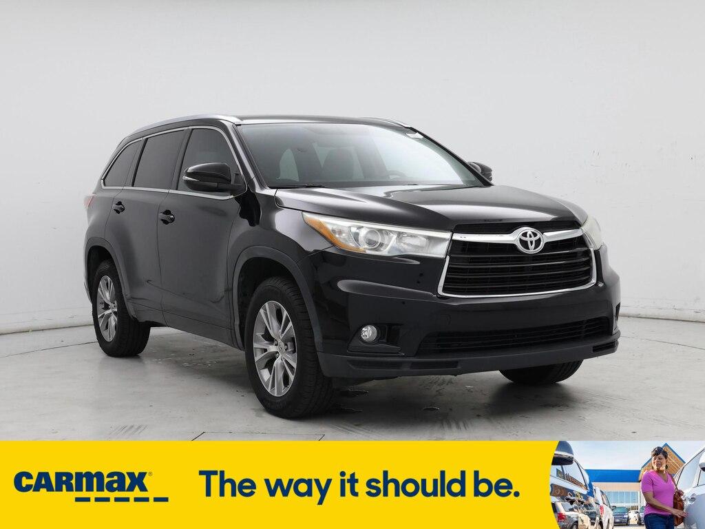 used 2015 Toyota Highlander car, priced at $23,998