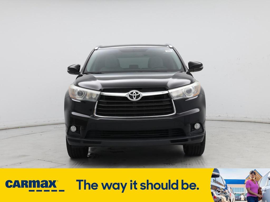 used 2015 Toyota Highlander car, priced at $23,998